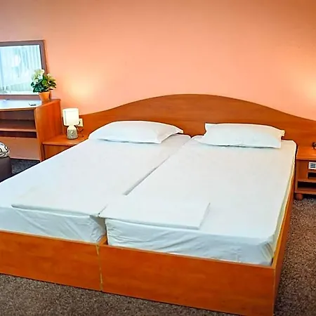 Hotel Family 3*